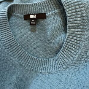 100% wool UNIQLO SWEATER